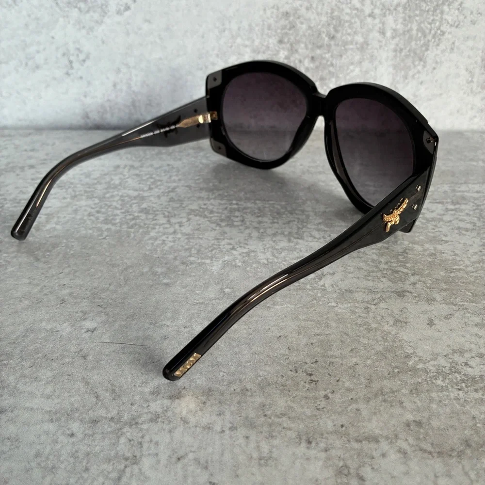 MCM Oversized Butterfly Sunglasses MW0005 05B Black Gold Italy NWOT w/ Pouch